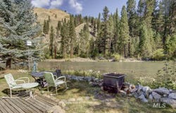 36 Osprey Dr, Lowman, ID 83637