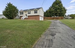 1111 Sycamore Creek Drive, Jonesborough, TN 37659