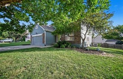 1058 Maple Woods Terrace, Liberty, MO 64068