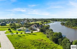 4440 E Bayou Maison, DICKINSON, TX 77539