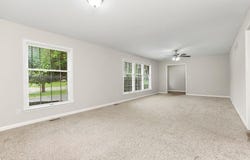 305 NW OBrien Road, Lee's Summit, MO 64063