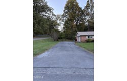1301 E 11th Avenue, Johnson City, TN 37601