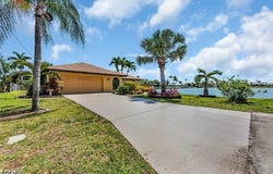 219 SE 19th Court, Cape Coral, FL 33990