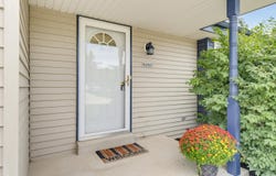 9260 S 44th St, Franklin, WI 53132