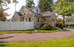 136 Glendale Dr, Ewing Twp., NJ 08618-2649