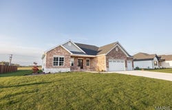 1192 Widgeon Drive, Mascoutah, IL 62258