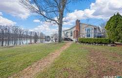 4 Martin Trail, Wallingford, CT 06492