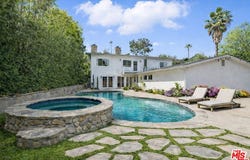 5220 Melvin Ave, Tarzana, CA 91356