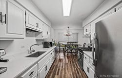 125 W Middle Street, South Elgin, IL 60177