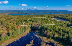 Map 17 Bear Springs Lane, Surry, ME 04684