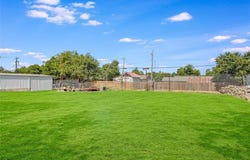 1010 N Main St, Taylor, TX 76574