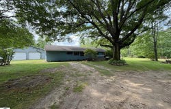 5131 W Washington Road, Lake, MI 48632
