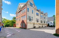807 N WOODROW Street, ARLINGTON, VA 22203
