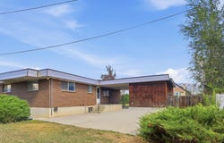 6082 S MAIN St, Murray, UT 84107