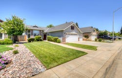 2671 Rall Avenue, Clovis, CA 93611