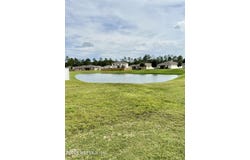 8690 LAKE GEORGE Circle E, Macclenny, FL 32063