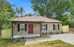4315.5 W 18th St, Little Rock, AR 72204