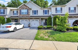 705 CARAMIST Circle, SINKING SPRING, PA 19608