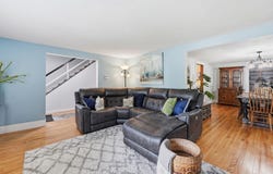 31 Wildrose Ave, Worcester, MA 01602