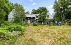 500 Centre Road, Wales, ME 04280