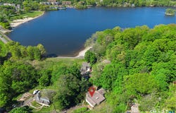 1 Boat Road, Danbury, CT 06811