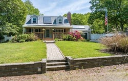 3 Windmill Road, Buzzards Bay, MA 02532