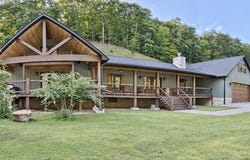 714 Grassy Br, Raccoon, KY 41557