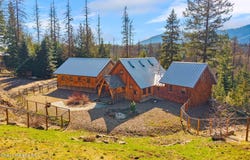 2222 Hidden Valley Rd, Sandpoint, ID 83864