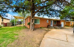 1012 E Oak Street, Brownfield, TX 79316