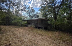207 Ridge Road, Highland, AR 72542