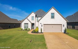 17 Noah Cove, Jackson, TN 38305