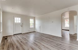 266 S 16TH St, CottageGrove, OR 97424