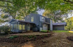 232 Potters Road, Makanda, IL 62958