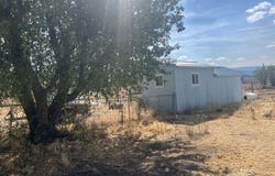 492 County Rd 11, Davis Creek, CA 96108