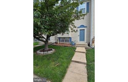 228 OAK LEAF, HALETHORPE, MD 21227
