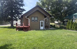 813 Custer St., Hemingford, NE 69348