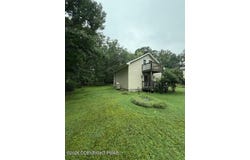 606 Prices Drive, Cresco, PA 18326