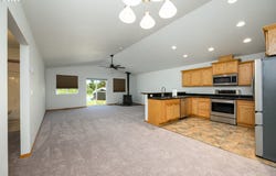 781 LONE ROCK Rd, Glide, OR 97443