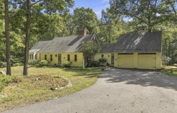 2 Highgate Close, York, ME 03909