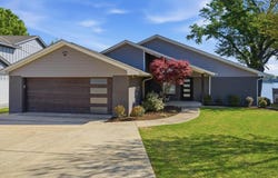 648 Enchanted Isles Dr, Mabank, TX 75156
