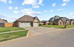 1304 Crimson Drive, Weatherford, OK 73096