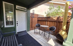 2607 Glow Rd, Riverbank, CA 95367