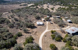 149 Red Oak Road, Leakey, TX 78873