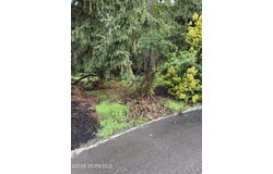 8 Ziegler Place, Matawan, NJ 07747