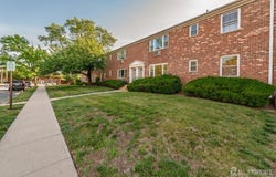 42 York Drive, Edison, NJ 08817