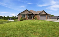 141 Lilac Lane, Clever, MO 65631