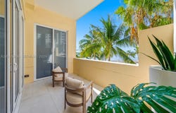 808 Brickell Key Dr, Miami, FL 33131