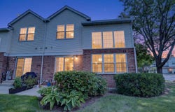 140 Bay Drive, Itasca, IL 60143