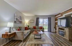 2912 Vinyards Parkway, Branson, MO 65616