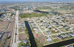 2102 SW 15 Terrace, Cape Coral, FL 33991